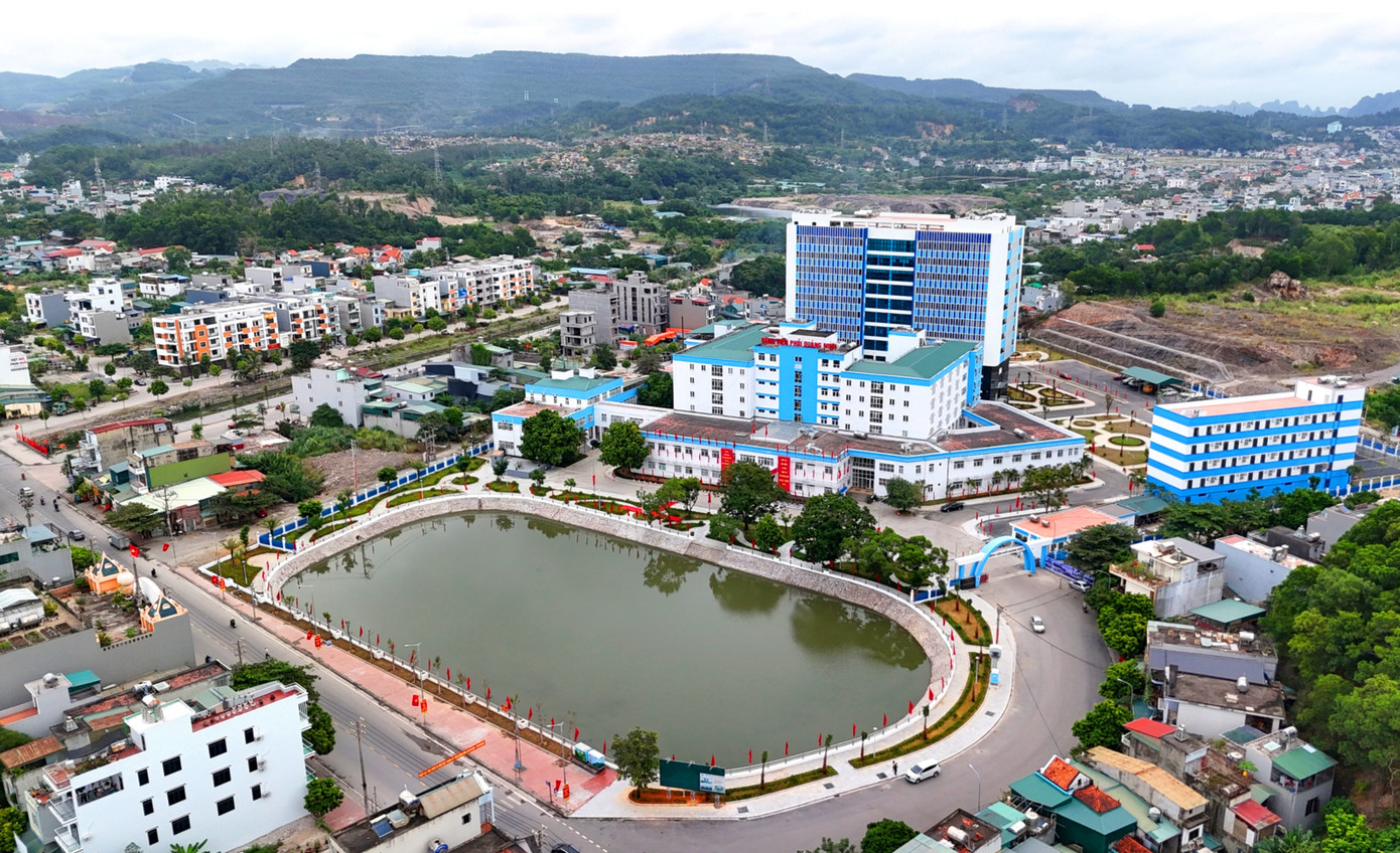 Quảng Ninh x&aacute;c định Trưởng khoa của Bệnh viện Phổi b&aacute;n thuốc 'chui'- Ảnh 1.