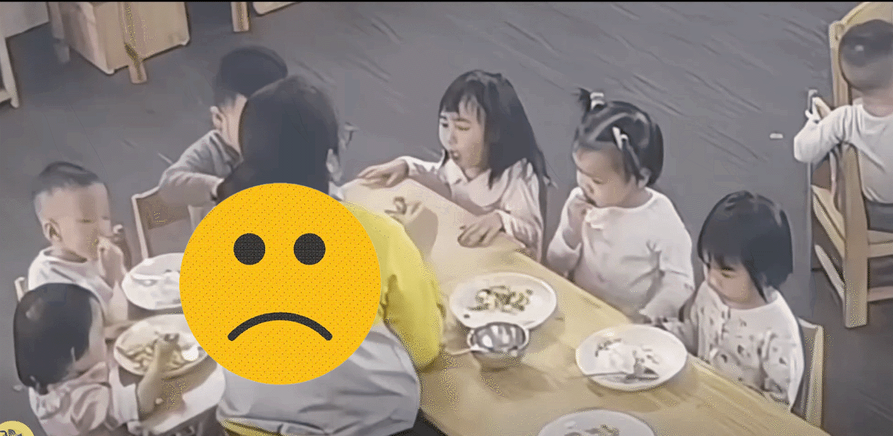 Đoạn clip mầm non gây bất bình nhất lúc này: Hành động cô giáo đút cơm cho bé khiến nhiều phụ huynh lo lắng - Ảnh 1.