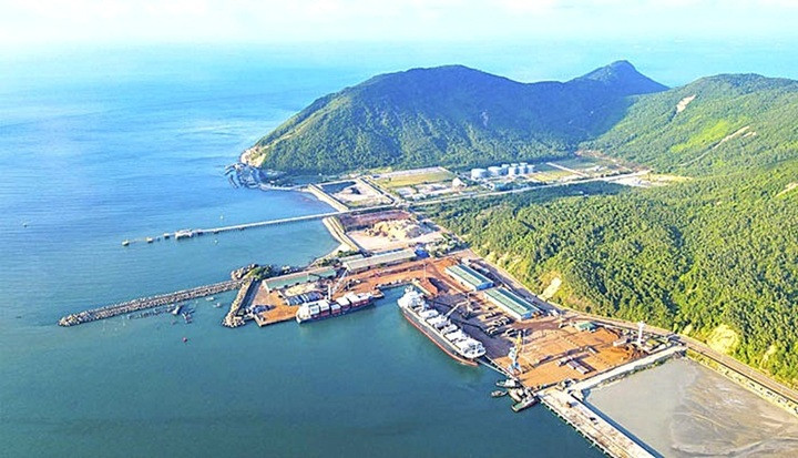 Tỷ phú Phạm Nhật Vượng chọn 2 quê hương làm địa điểm cho loạt dự án tỷ USD từ ô tô điện, bến cảng, thép, LNG đến các khu đô thị- Ảnh 4.