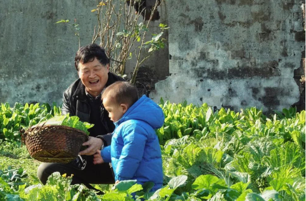 Đau đầu vì ngược xuôi nội ngoại, vợ chồng 8x táo bạo chi 5,5 tỷ đồng xây nhà 200m2 đón cả nhà sống chung: "Đây là tổ ấm thực sự”- Ảnh 7.