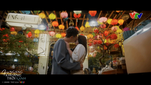 Cuối cùng cặp đôi Vbiz được cả nước đẩy thuyền đã hôn nhau: Nhà trai duyên nhất quả đất, nhà gái đẹp không tả nổi- Ảnh 6. Cuối cùng cặp đôi Vbiz được cả nước đẩy thuyền đã hôn nhau: Nhà trai duyên nhất quả đất, nhà gái đẹp không tả nổi- Ảnh 6.