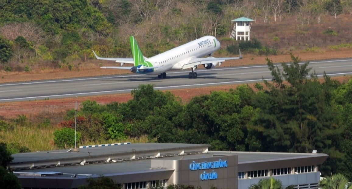 Vì sao đường bay Côn Đảo luôn sốt vé, khan chuyến?- Ảnh 4.
