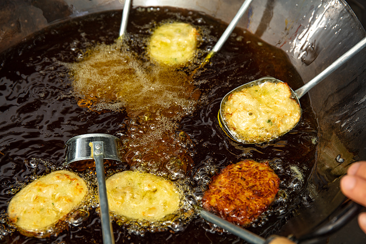 4 Loại Dầu Ăn Nhiều 