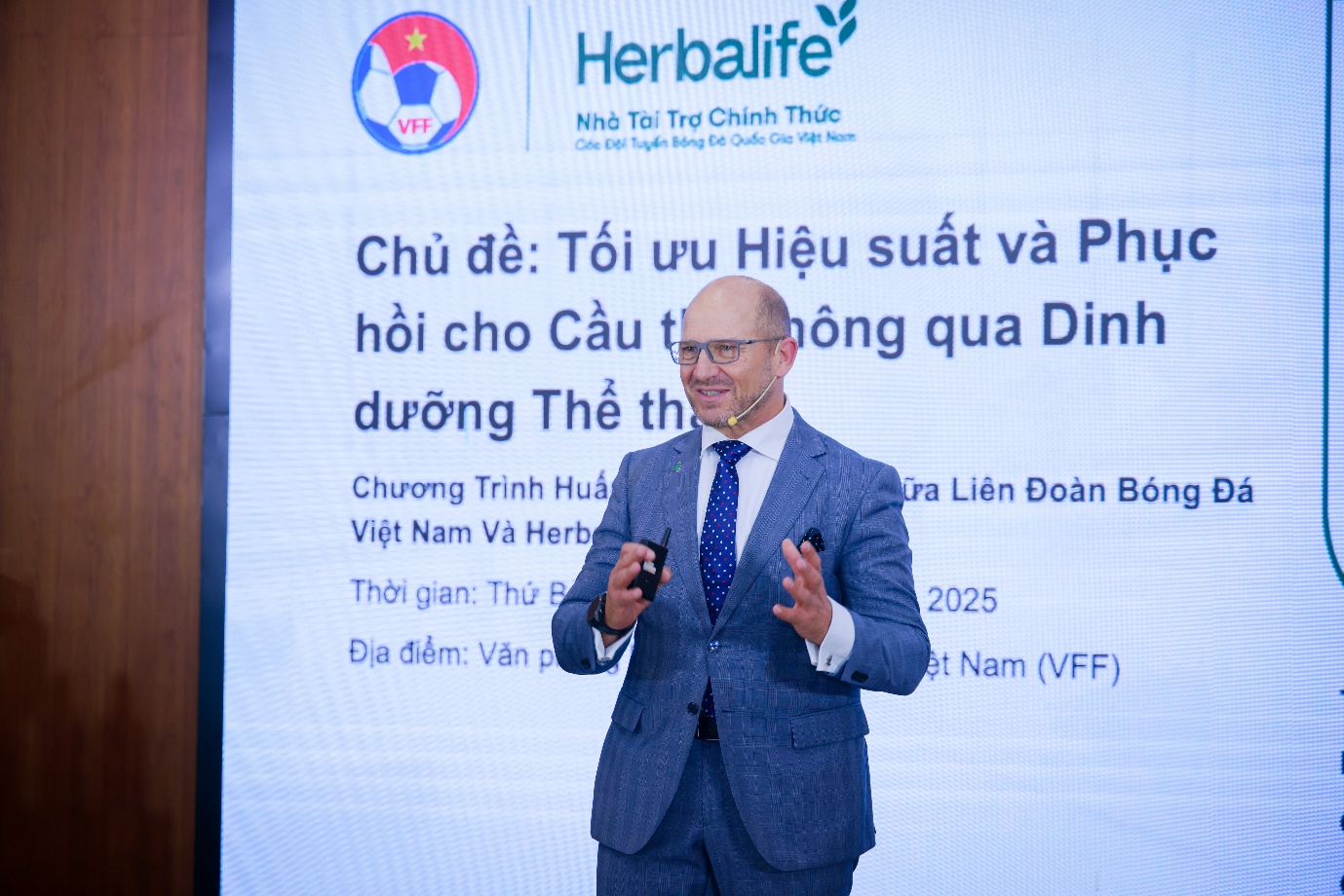 Kiến thức dinh dưỡng - ‘Vũ khí’ giúp người chơi thể thao chạm giới hạn mới- Ảnh 2. Kiến thức dinh dưỡng - ‘Vũ khí’ giúp người chơi thể thao chạm giới hạn mới- Ảnh 2.