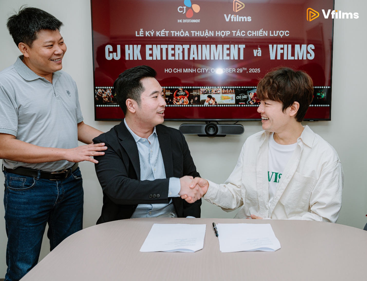 VFILMS bắt tay CJ HK Entertainment ph&aacute;t triển điện ảnh Việt- Ảnh 4.