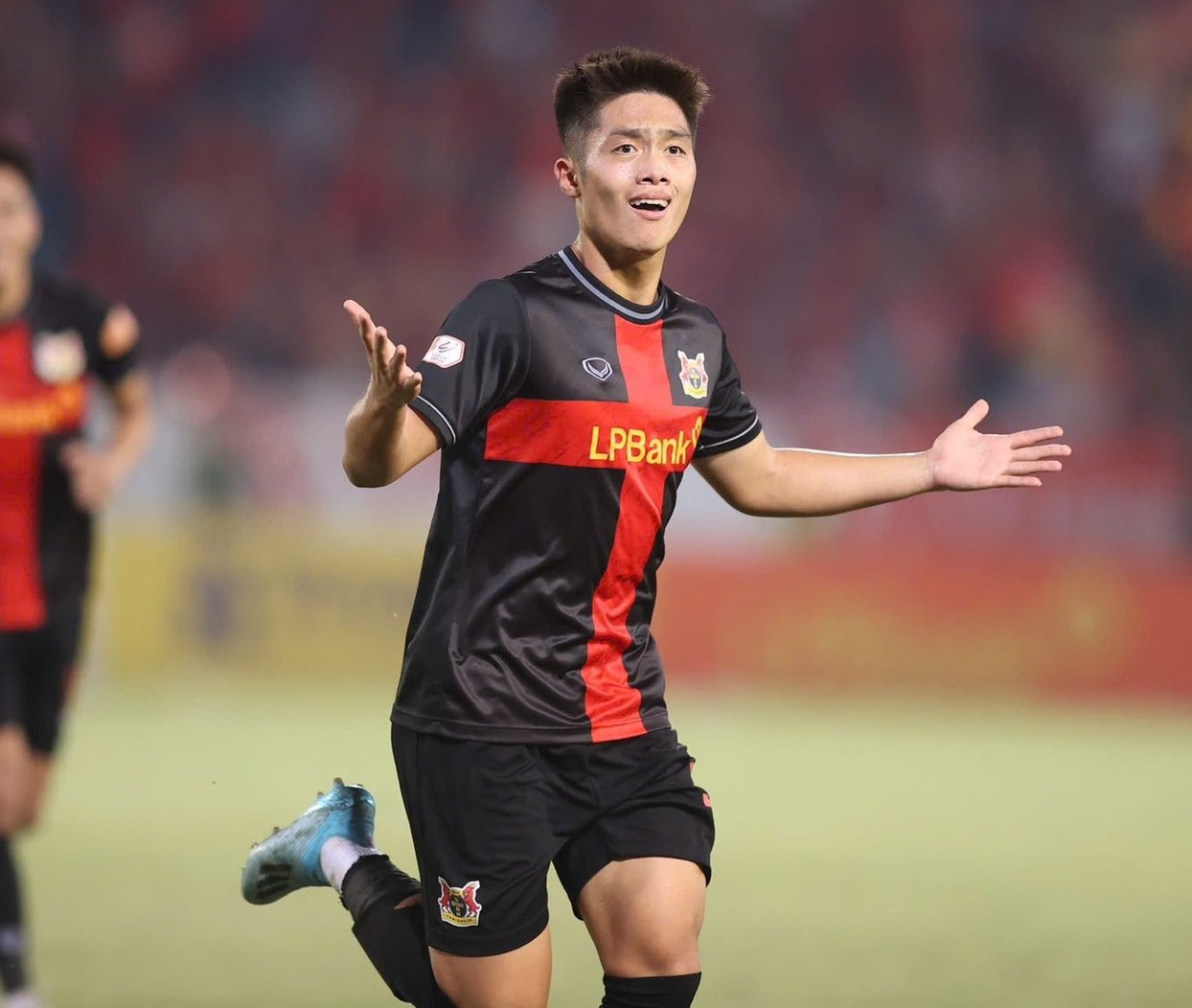 Đại gia V.League cho HAGL mượn cầu thủ giá hơn 2 tỷ đồng, từng 3 lần vô địch Đông Nam Á- Ảnh 1.