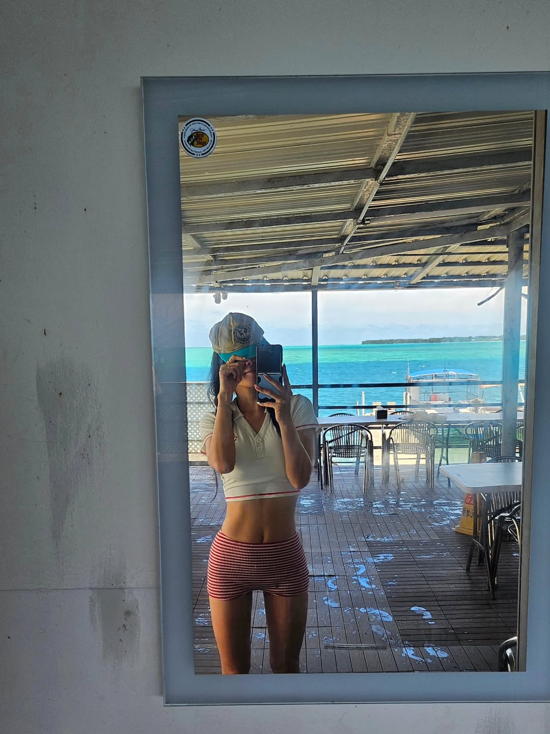 Phát hoảng ca sĩ đình đám diện bikini, khoe thân hình mỏng như tờ giấy- Ảnh 7.