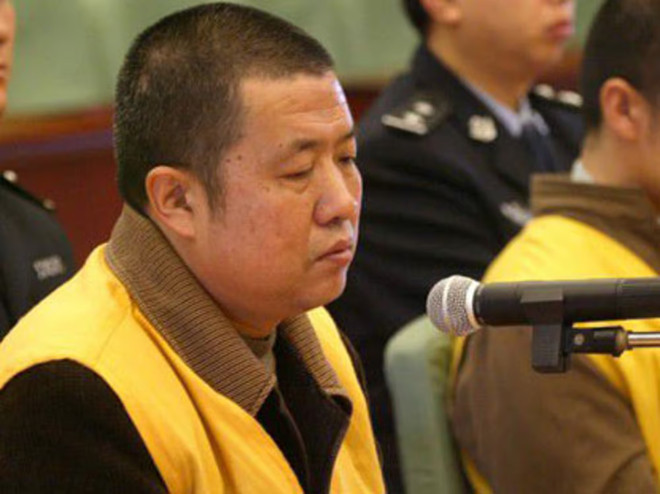 Vụ thu giữ hơn 11.000 tấn sữa pha melamine khiến 6 trẻ tử vong, 300.000 trẻ bị bệnh: Phụ huynh hoang mang giữa "ma trận" sữa giả- Ảnh 4.