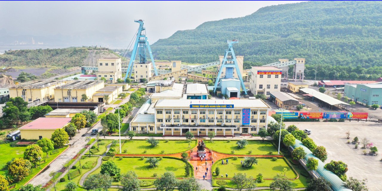 Mũi khoan xuyên lòng đất dưới mức -300m, mở lối khai phá mạch "vàng đen" chiến lược- Ảnh 2.