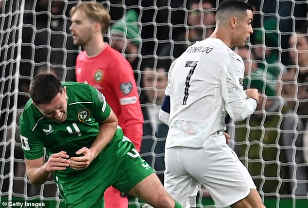 Nhận thẻ đỏ vì bạo lực, Ronaldo vẫn được đá mở màn World Cup, FIFA nhận Nhận thẻ đỏ vì bạo lực, Ronaldo vẫn được đá mở màn World Cup, FIFA nhận