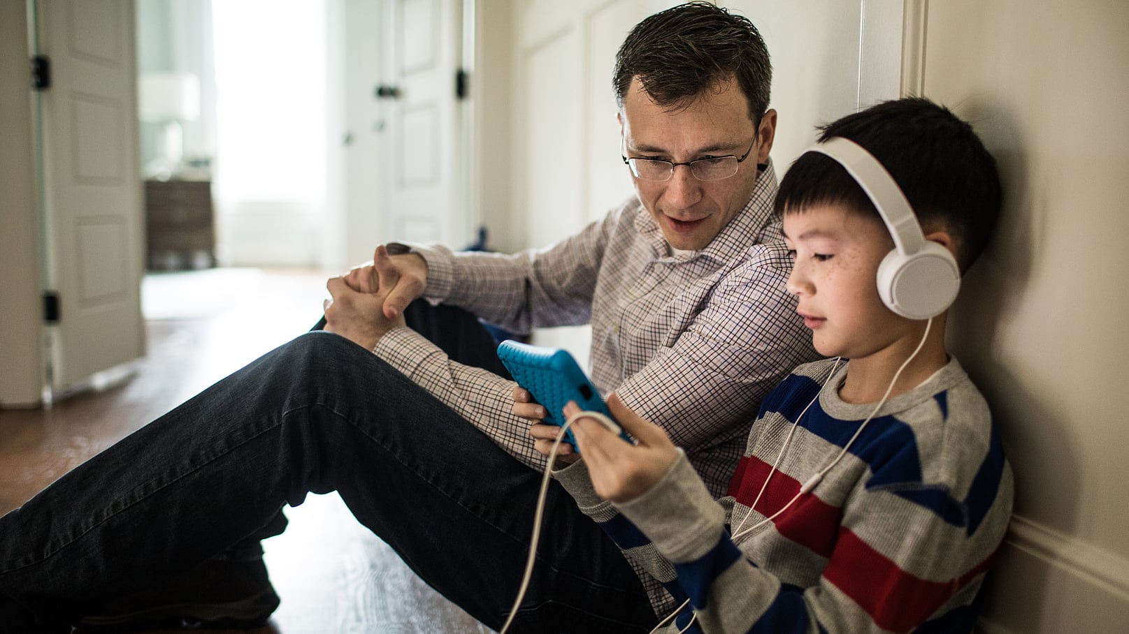 Cha mẹ có EQ thấp thường làm 3 điều này- Ảnh 2.