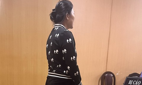 Trần Thị Kim Thảo bật khóc, khai đi lừa đảo vì rơi vào bước đường cùng- Ảnh 1.