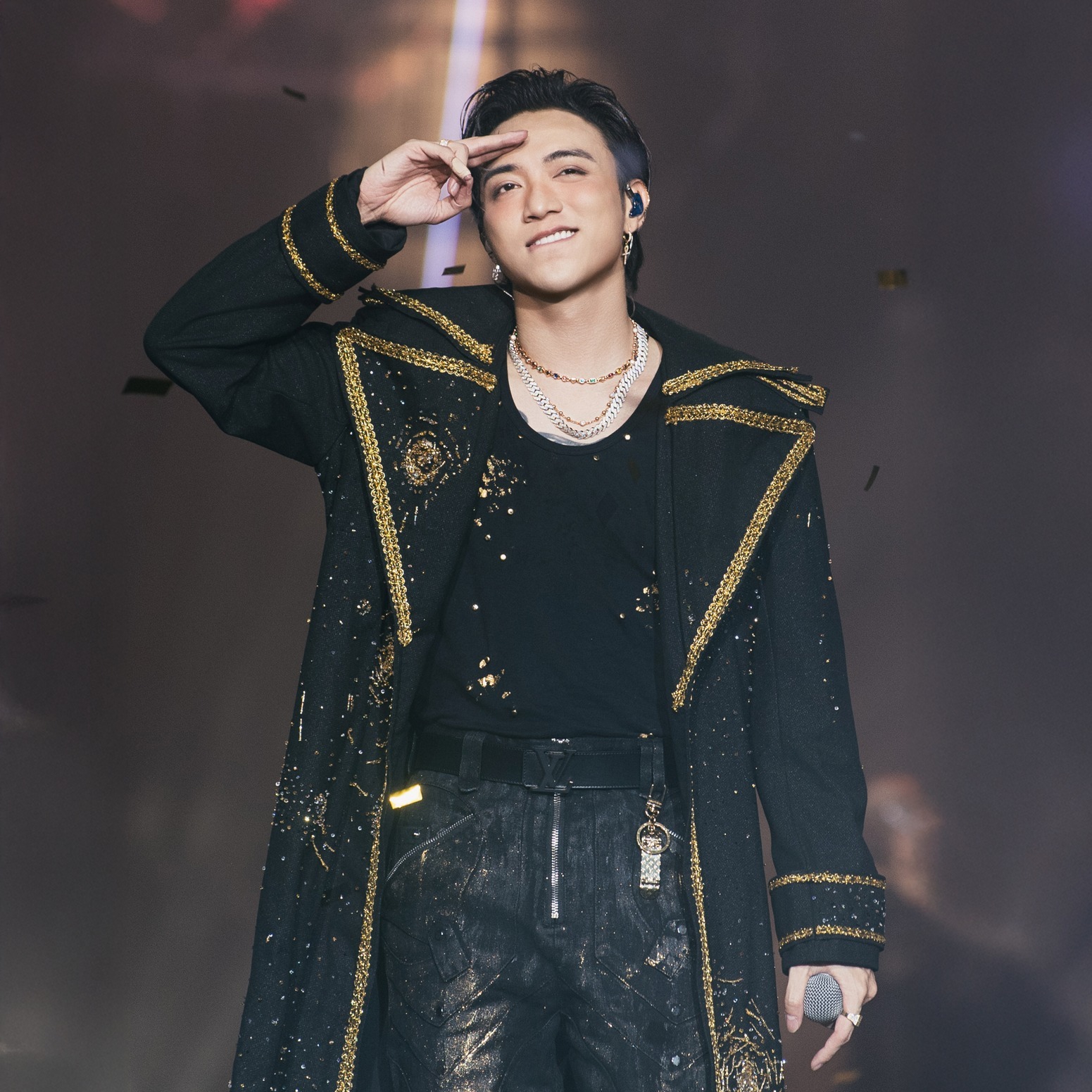 Còn 3 ngày đến concert, fan nổi giận đẩy SOOBIN vào tình thế cực căng thẳng- Ảnh 1. Còn 3 ngày đến concert, fan nổi giận đẩy SOOBIN vào tình thế cực căng thẳng- Ảnh 1.