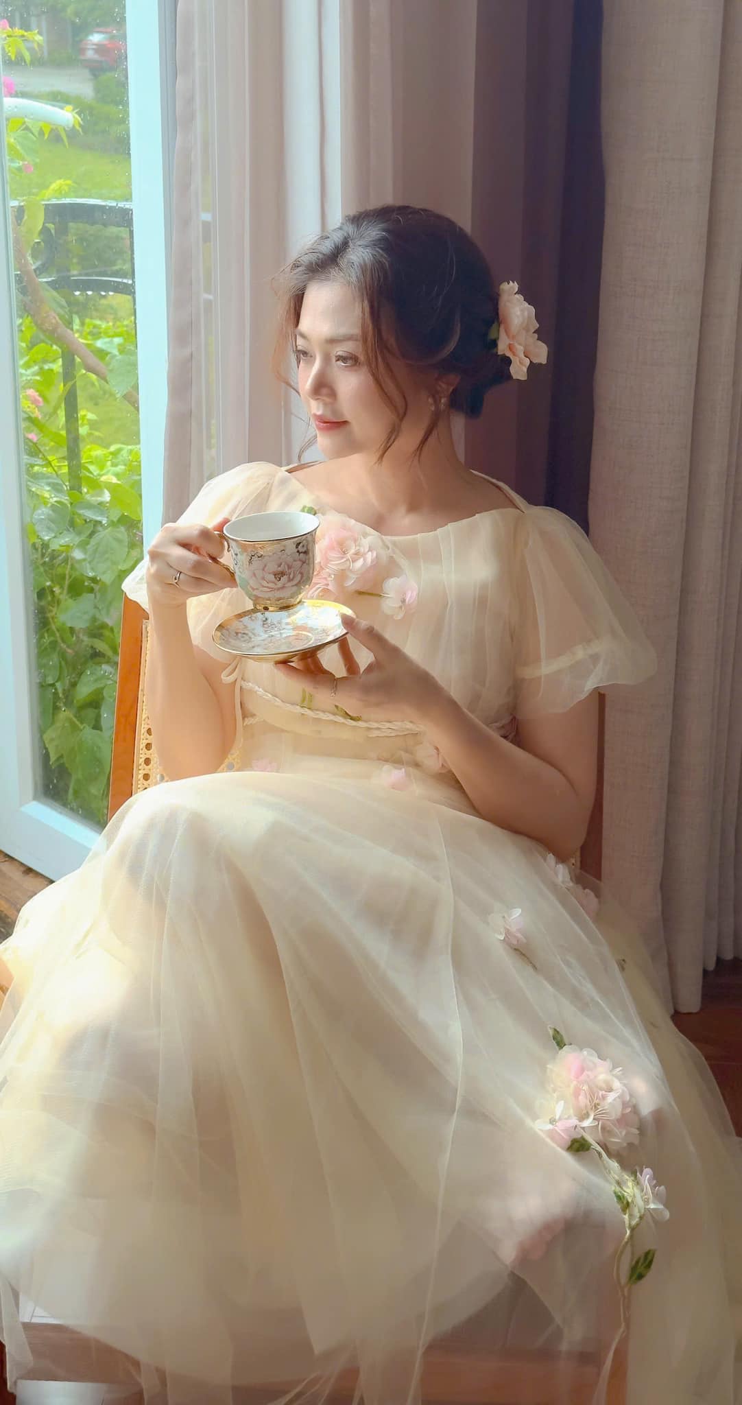 Nữ NSƯT l&agrave; mỹ nh&acirc;n phim giờ v&agrave;ng: "Nếu kh&ocirc;ng kiếm được ai để y&ecirc;u "quần quật" như vậy th&igrave; th&ocirc;i"- Ảnh 3.