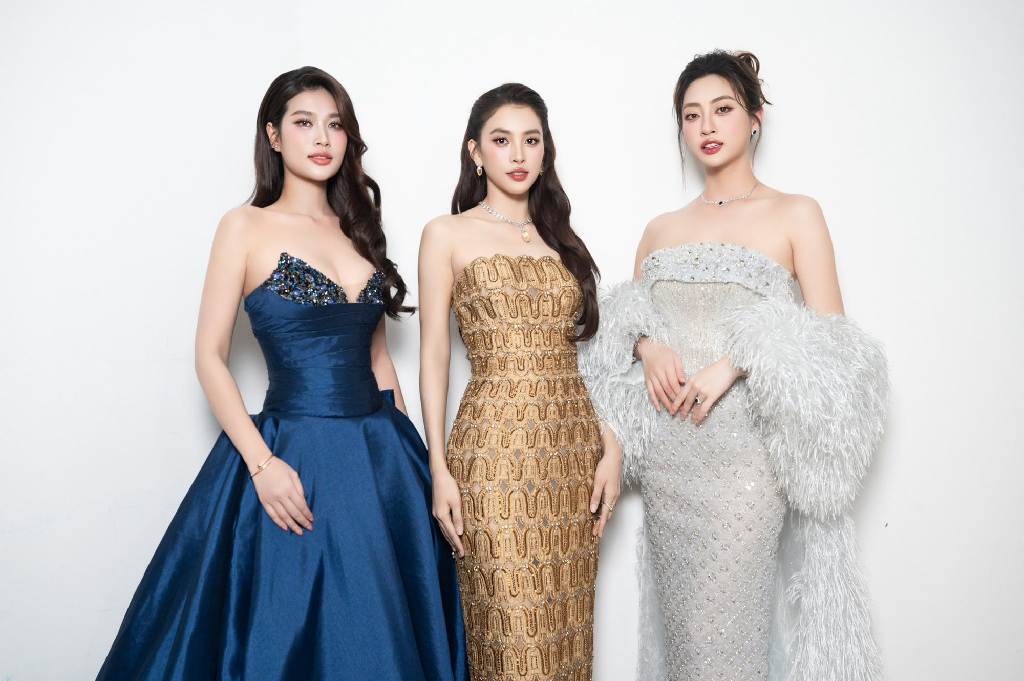 Khỏi cần ánh sáng, mỹ nhân Việt này tự phát sáng giữa khung hình: Cả mặt toàn tinh hoa, càng quay cận càng đẹp- Ảnh 7. Khỏi cần ánh sáng, mỹ nhân Việt này tự phát sáng giữa khung hình: Cả mặt toàn tinh hoa, càng quay cận càng đẹp- Ảnh 7.