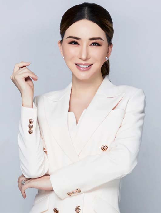 Lật tẩy cuộc đào tẩu cùng 4.900 tỷ của nữ tỷ phú Hoa hậu Hoàn vũ, 