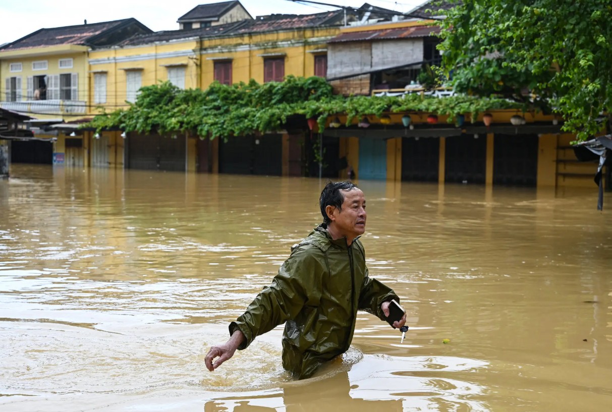 Thời báo New York Times của Mỹ đưa tin: Biến đổi khí hậu có thể biến miền Trung Việt Nam thành điểm nóng toàn cầu về bão lũ- Ảnh 7.