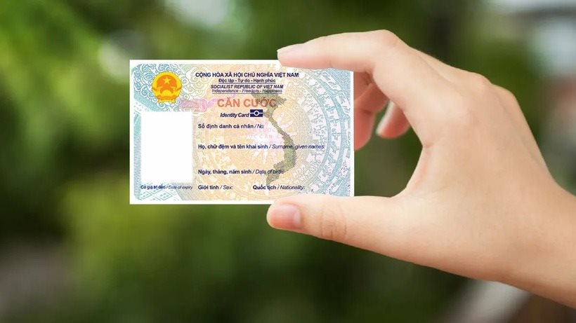 Công an Hà Nội vừa phát thông báo về sổ hộ khẩu, thẻ Căn cước, CMND, người dân cập nhật ngay- Ảnh 1.