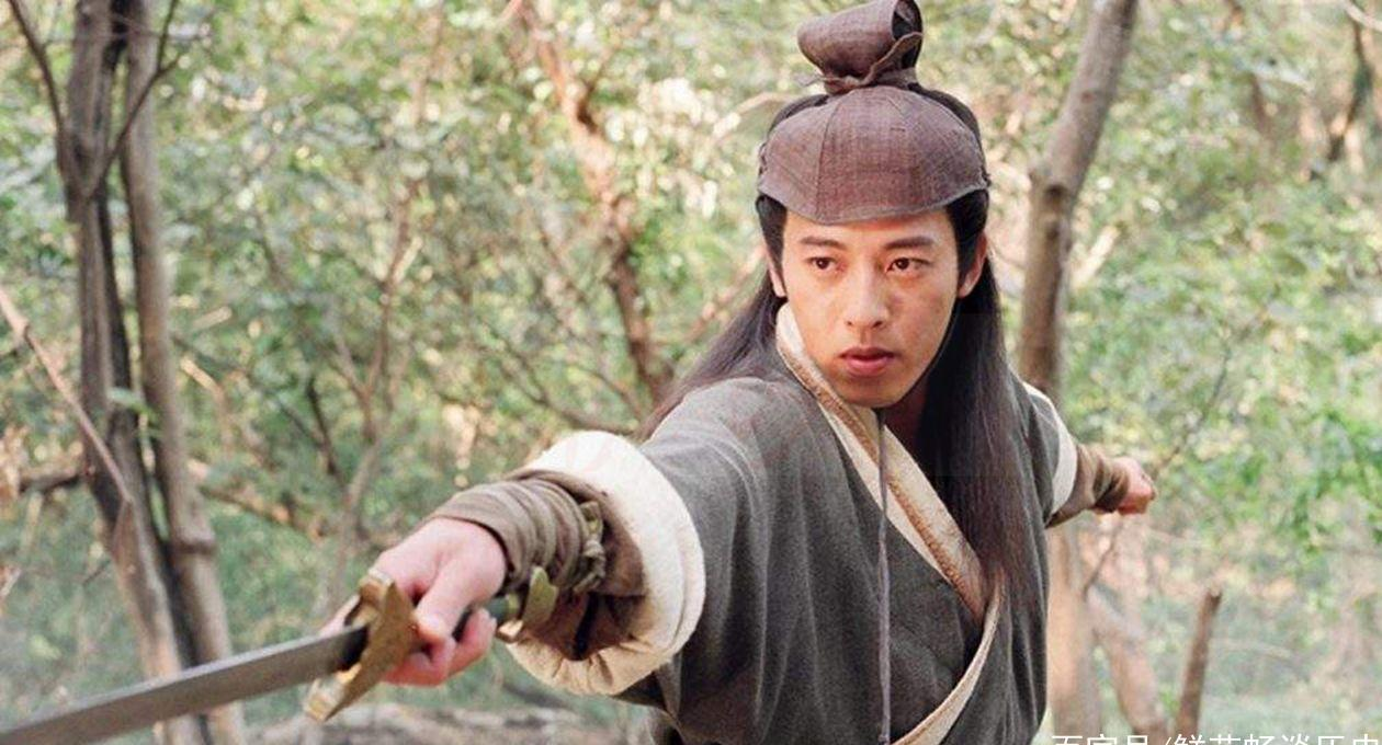 Cùng là cao thủ mang danh "bất bại", Độc Cô Cầu Bại giao đấu Đông Phương Bất Bại sẽ có kết quả bất ngờ- Ảnh 3. Cùng là cao thủ mang danh "bất bại", Độc Cô Cầu Bại giao đấu Đông Phương Bất Bại sẽ có kết quả bất ngờ- Ảnh 3.