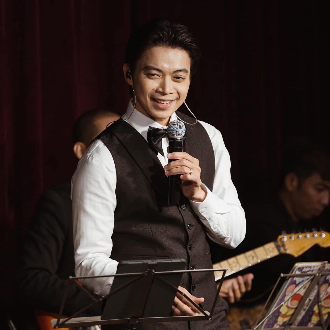 Nam ca sĩ 39 tuổi ra thông báo khẩn- Ảnh 1. Nam ca sĩ 39 tuổi ra thông báo khẩn- Ảnh 1.