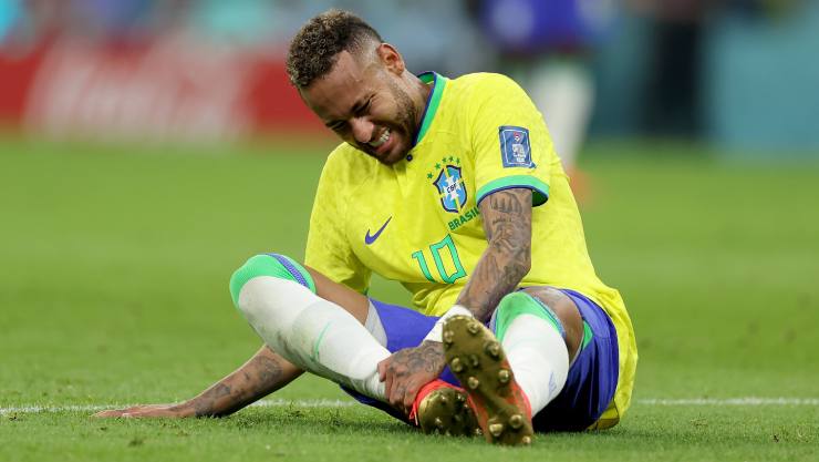 Chuyện gì xảy ra với Neymar thế này- Ảnh 2.