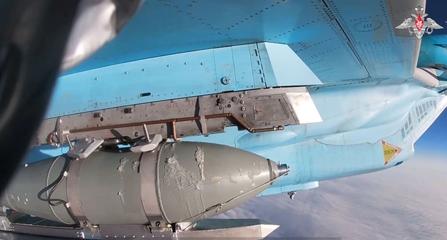 Bom lượn tầm xa mới của Nga đặt phòng tuyến phía sau của Ukraine trong tầm với- Ảnh 2. Bom lượn tầm xa mới của Nga đặt phòng tuyến phía sau của Ukraine trong tầm với- Ảnh 2.