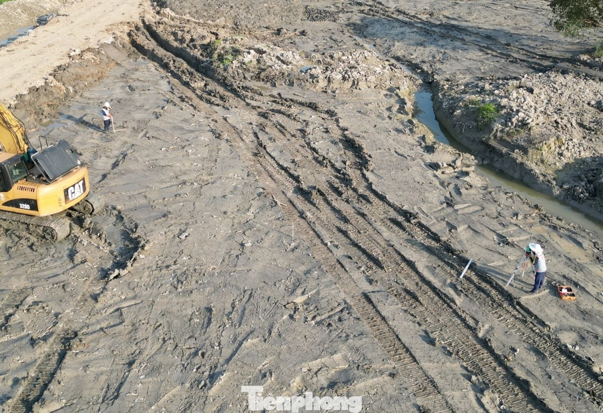 Hình hài khu depot tuyến metro Nam Thăng Long - Trần Hưng Đạo sau 1 tháng thi công- Ảnh 6.