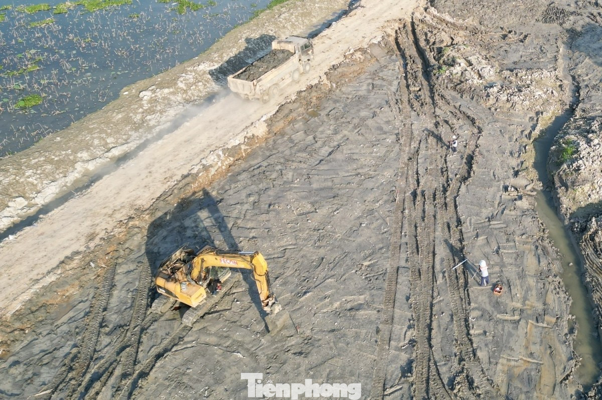 Hình hài khu depot tuyến metro Nam Thăng Long - Trần Hưng Đạo sau 1 tháng thi công- Ảnh 7.