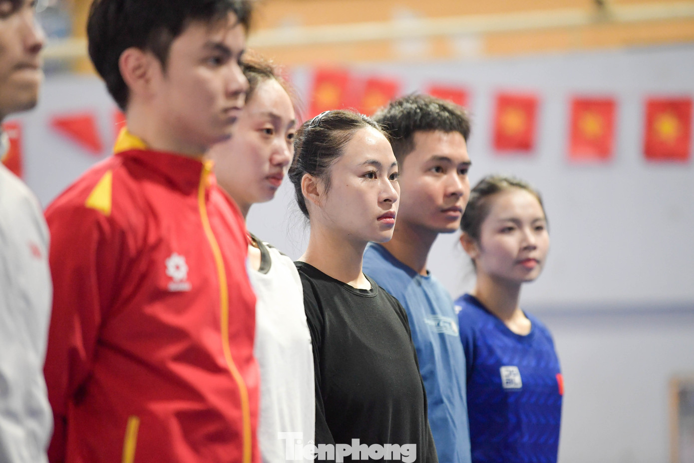 SEA Games 33: Chiêm ngưỡng thần thái đầy mê hoặc của các tuyển thủ wushu Việt Nam- Ảnh 14.