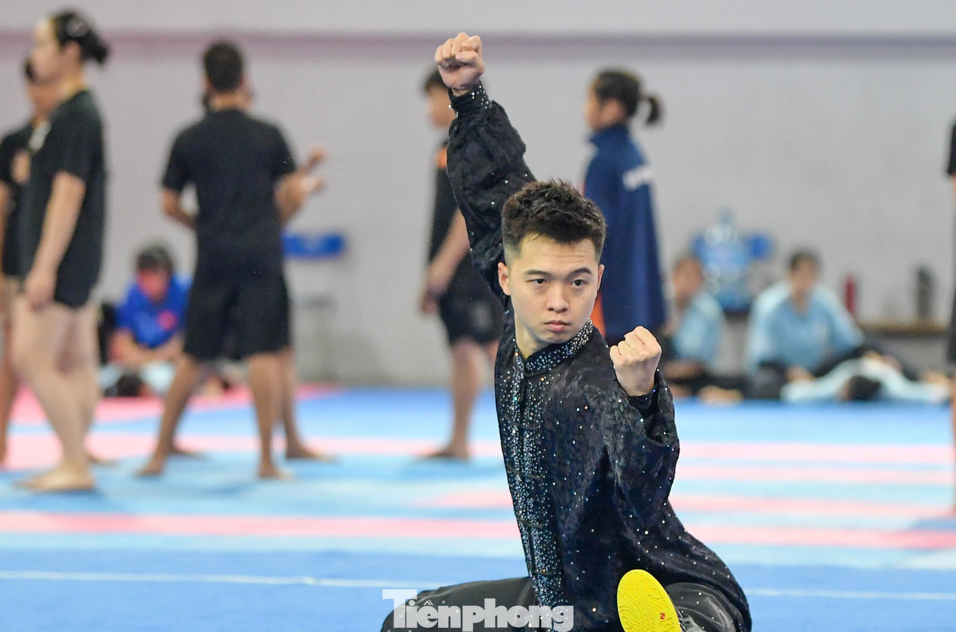 SEA Games 33: Chiêm ngưỡng thần thái đầy mê hoặc của các tuyển thủ wushu Việt Nam- Ảnh 2.
