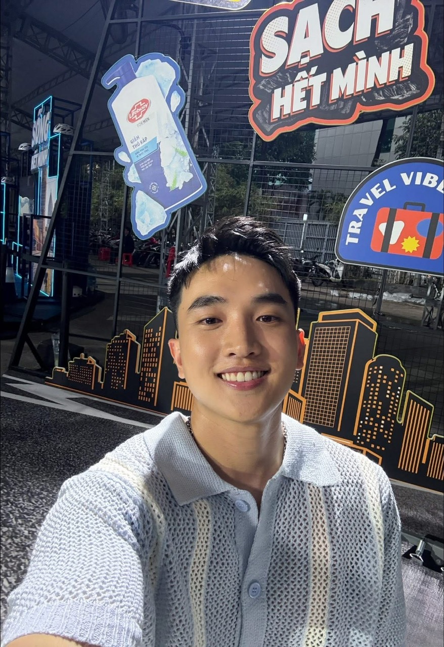 Chàng shipper quê mùa trong "Cưới vợ cho cha": Đời thực là phi công, cực điển trai- Ảnh 5.