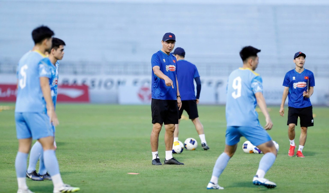 Tuyển thủ U22 Việt Nam không ngại đổi sân, giữ vững mục tiêu vàng SEA Games 33- Ảnh 1.