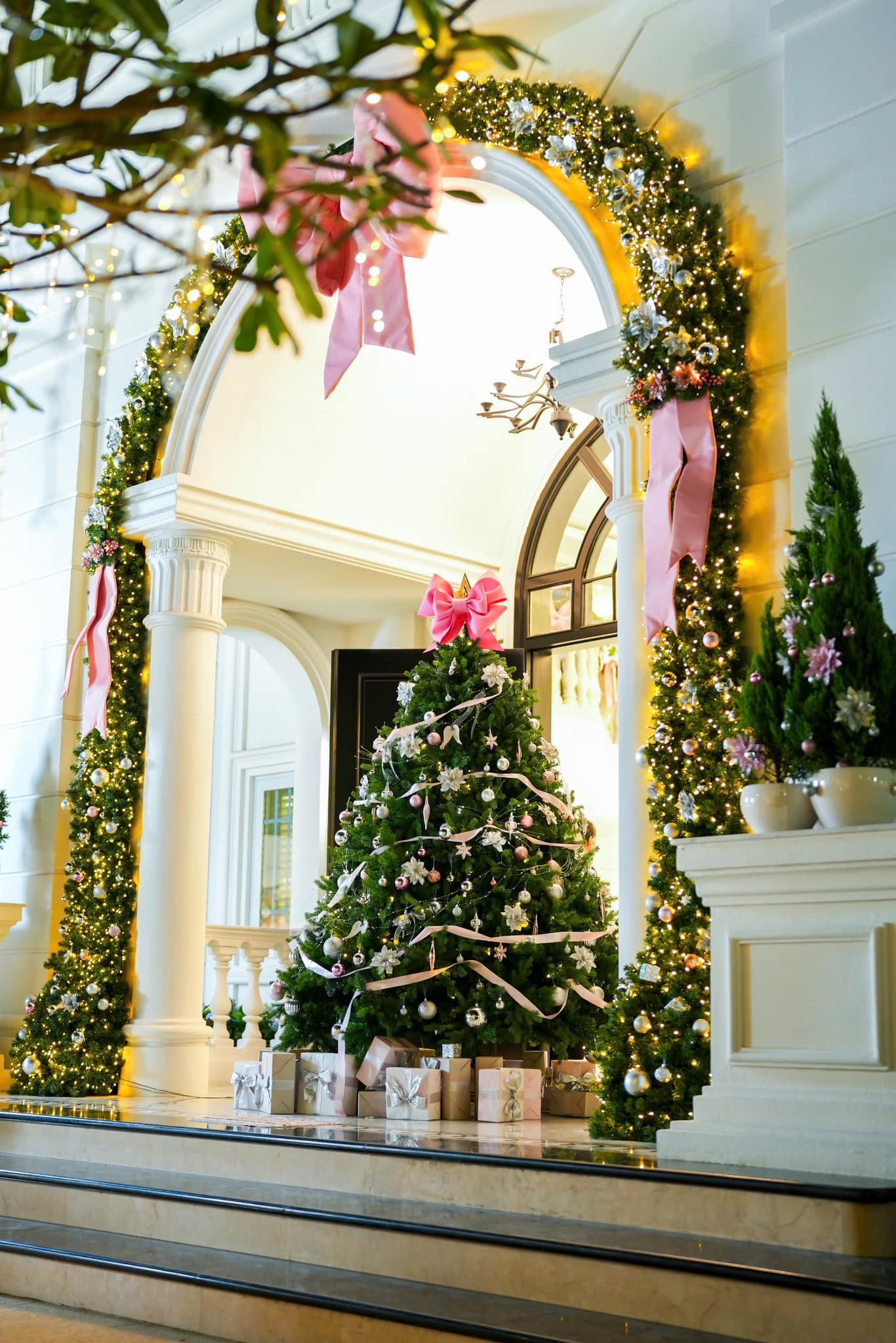 200 tỷ của doanh nhân Phương Lê và NSƯT Vũ Luân- Ảnh 9.