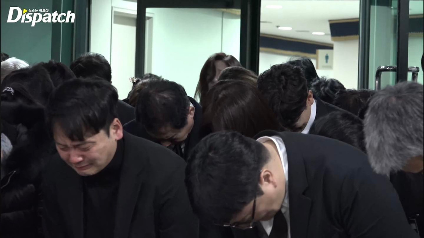 Dàn nghệ sĩ khóc nấc tiễn biệt 'ông nội quốc dân'- Ảnh 19.