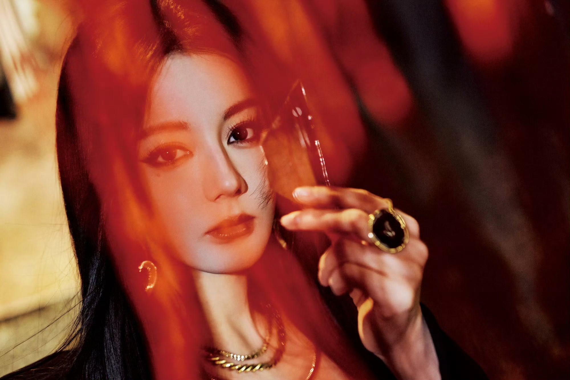 Chỉ có phép màu mới cứu nổi Địch Lệ Nhiệt Ba- Ảnh 1.