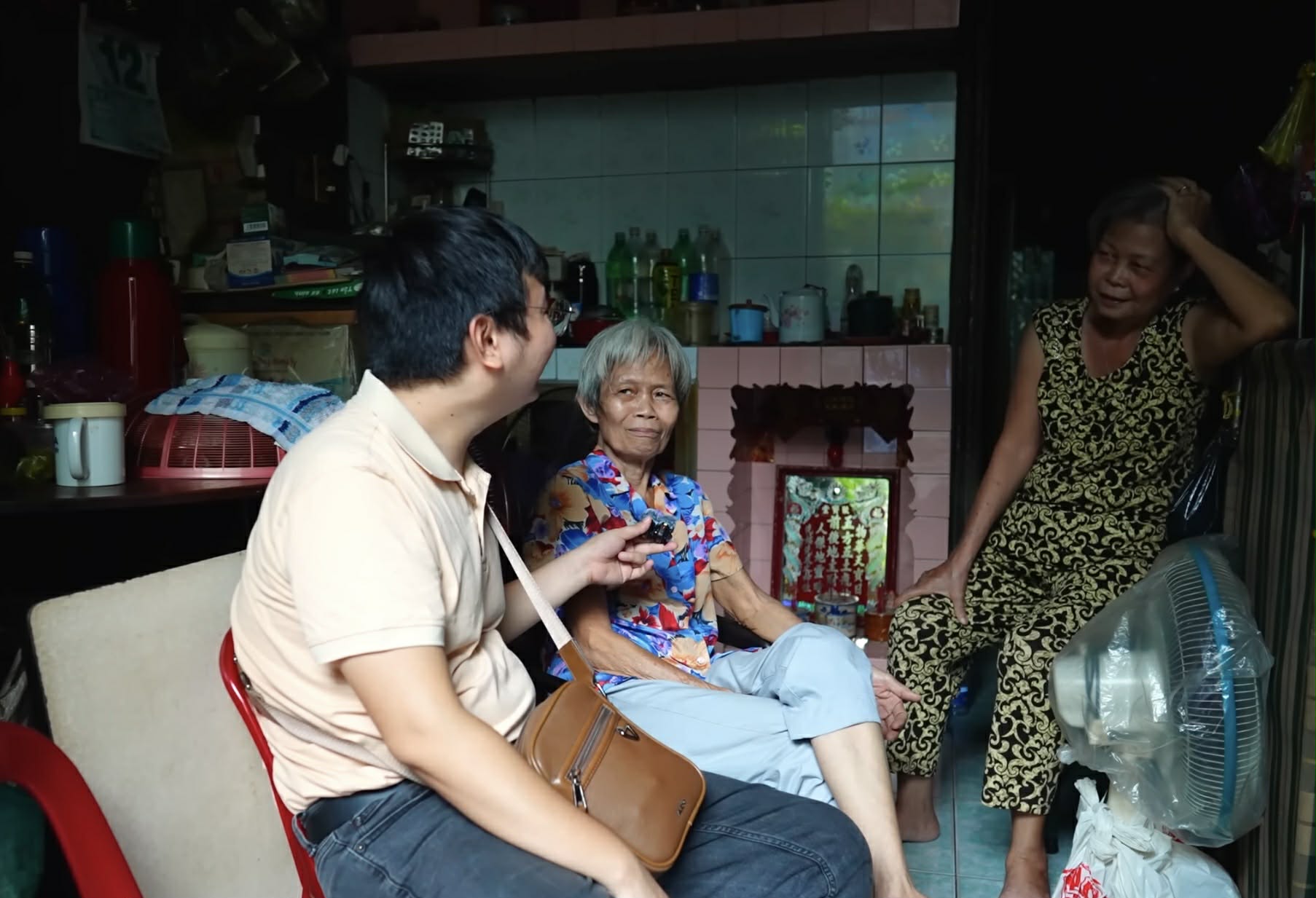 6 chị em không lấy chồng, sống cùng nhau dưới một mái nhà ở TP.HCM: Xót xa lý do chọn độc thân - Ảnh 2.