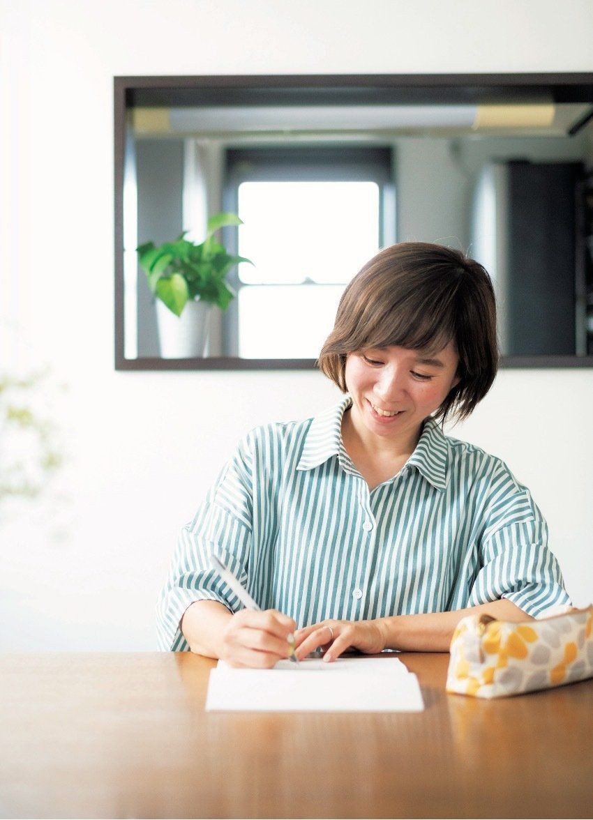 40-55 tuổi: Đừng để "trend" dắt mũi tiền bạn - 5 cách tránh mất sạch chỉ vì "đầu tư theo phong trào" - Ảnh 2. 40-55 tuổi: Đừng để "trend" dắt mũi tiền bạn - 5 cách tránh mất sạch chỉ vì "đầu tư theo phong trào" - Ảnh 2.