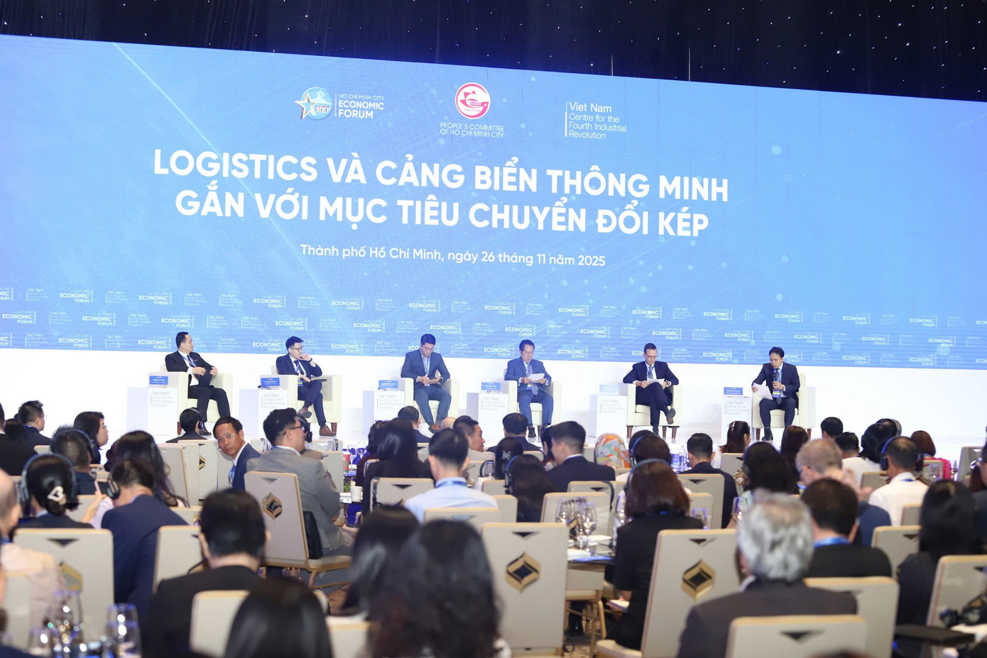 Việt Nam có tiềm năng lớn phát triển cảng xanh, thông minh- Ảnh 1.