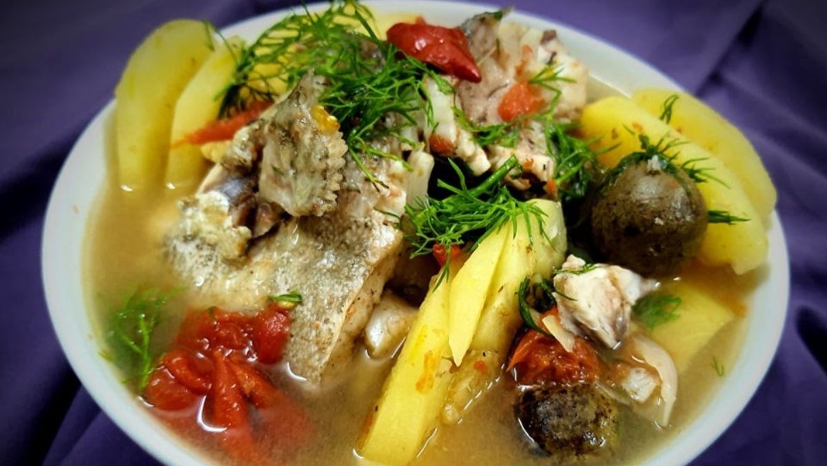 C&aacute;ch r&aacute;n c&aacute; kh&ocirc;ng tanh, v&agrave;ng gi&ograve;n, ngon hơn ngo&agrave;i h&agrave;ng - Ảnh 2.