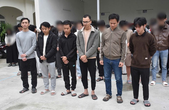 Đột kích công ty công nghệ ở Đà Nẵng: Công an phát hiện hàng chục kỹ sư Việt viết code cho loạt web cá cược, điều phối dòng tiền chảy về đối tác Campuchia - Ảnh 3. Đột kích công ty công nghệ ở Đà Nẵng: Công an phát hiện hàng chục kỹ sư Việt viết code cho loạt web cá cược, điều phối dòng tiền chảy về đối tác Campuchia - Ảnh 3.