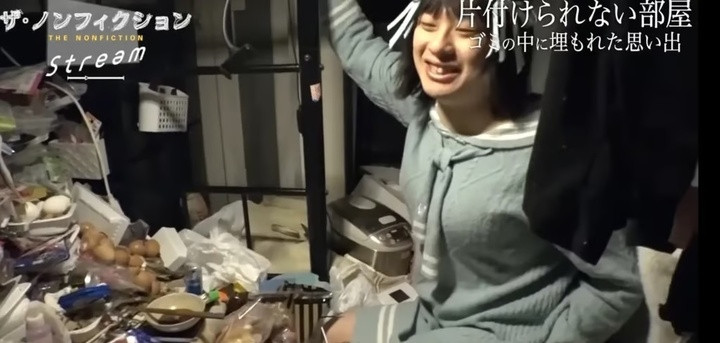 Chàng trai mặc đồ nữ và cuộc sống chống lại kỳ vọng gia đình  - Ảnh 4.