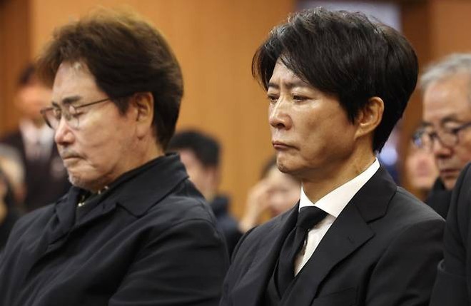 - Ảnh 4. - Ảnh 4.