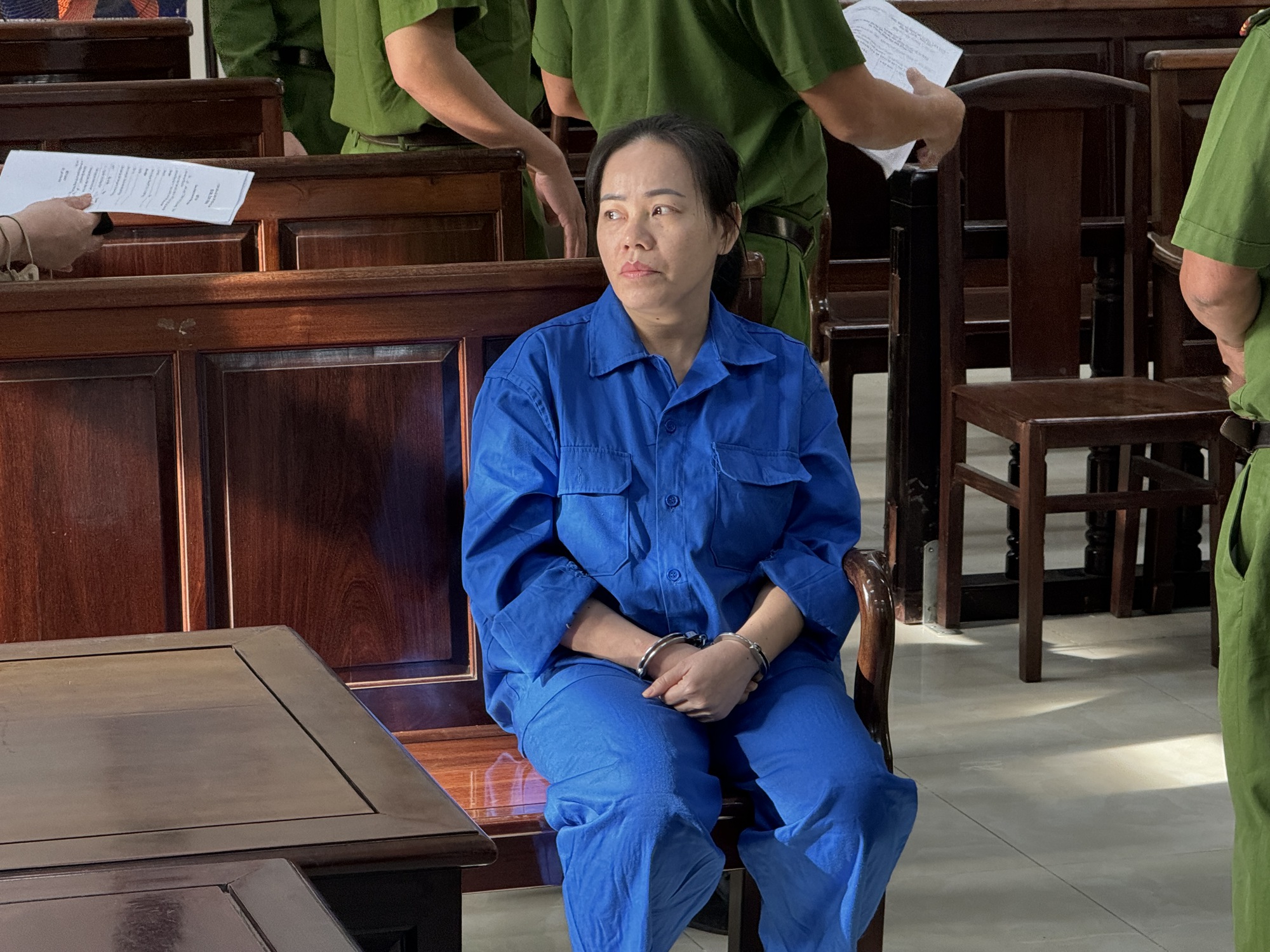 Tuyên tử hình người phụ nữ dùng xyanua đầu độc chồng và 3 cháu ruột ở Đồng Nai- Ảnh 2. Tuyên tử hình người phụ nữ dùng xyanua đầu độc chồng và 3 cháu ruột ở Đồng Nai- Ảnh 2.