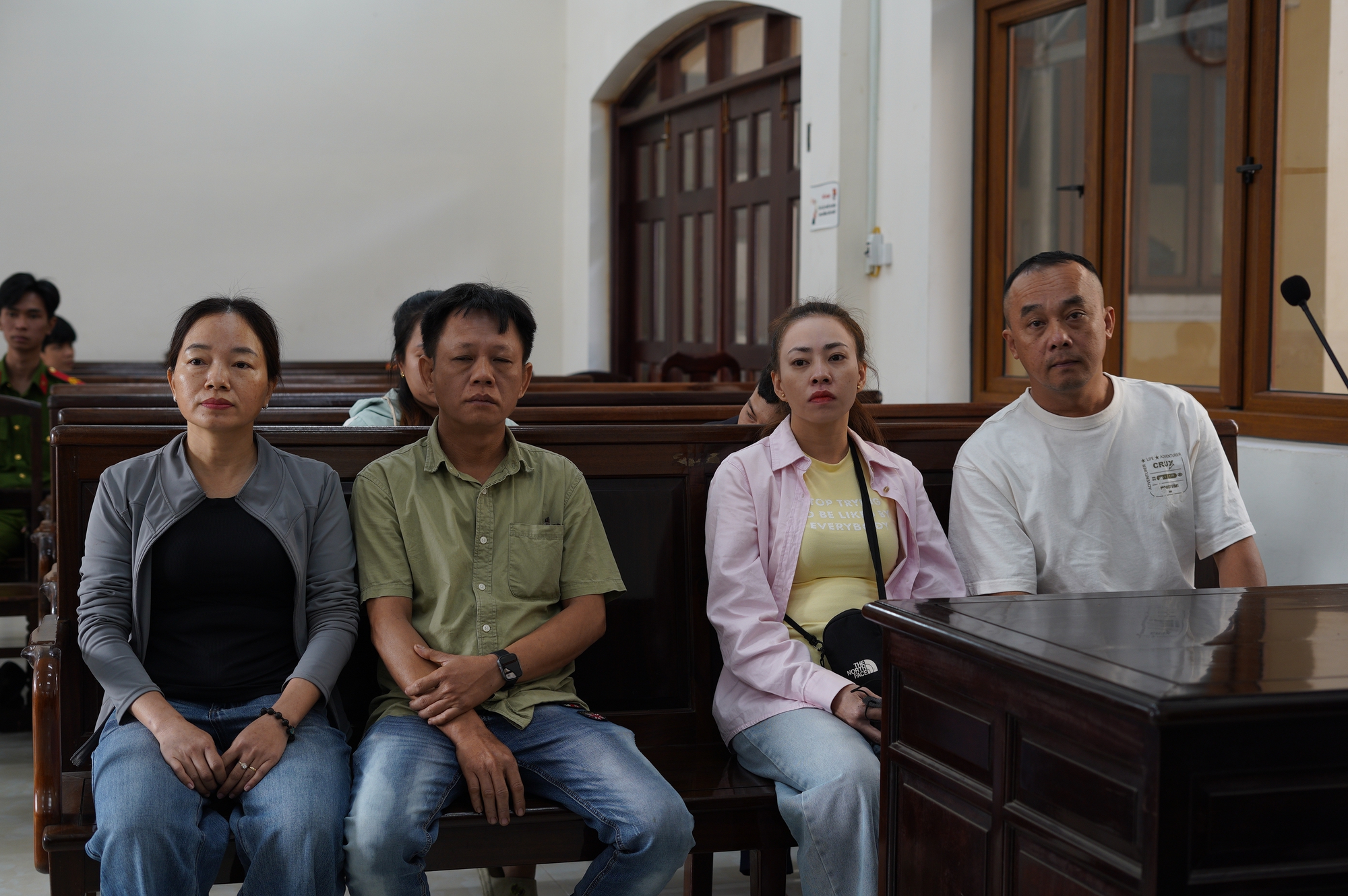 Tuyên tử hình người phụ nữ dùng xyanua đầu độc chồng và 3 cháu ruột ở Đồng Nai- Ảnh 7. Tuyên tử hình người phụ nữ dùng xyanua đầu độc chồng và 3 cháu ruột ở Đồng Nai- Ảnh 7.