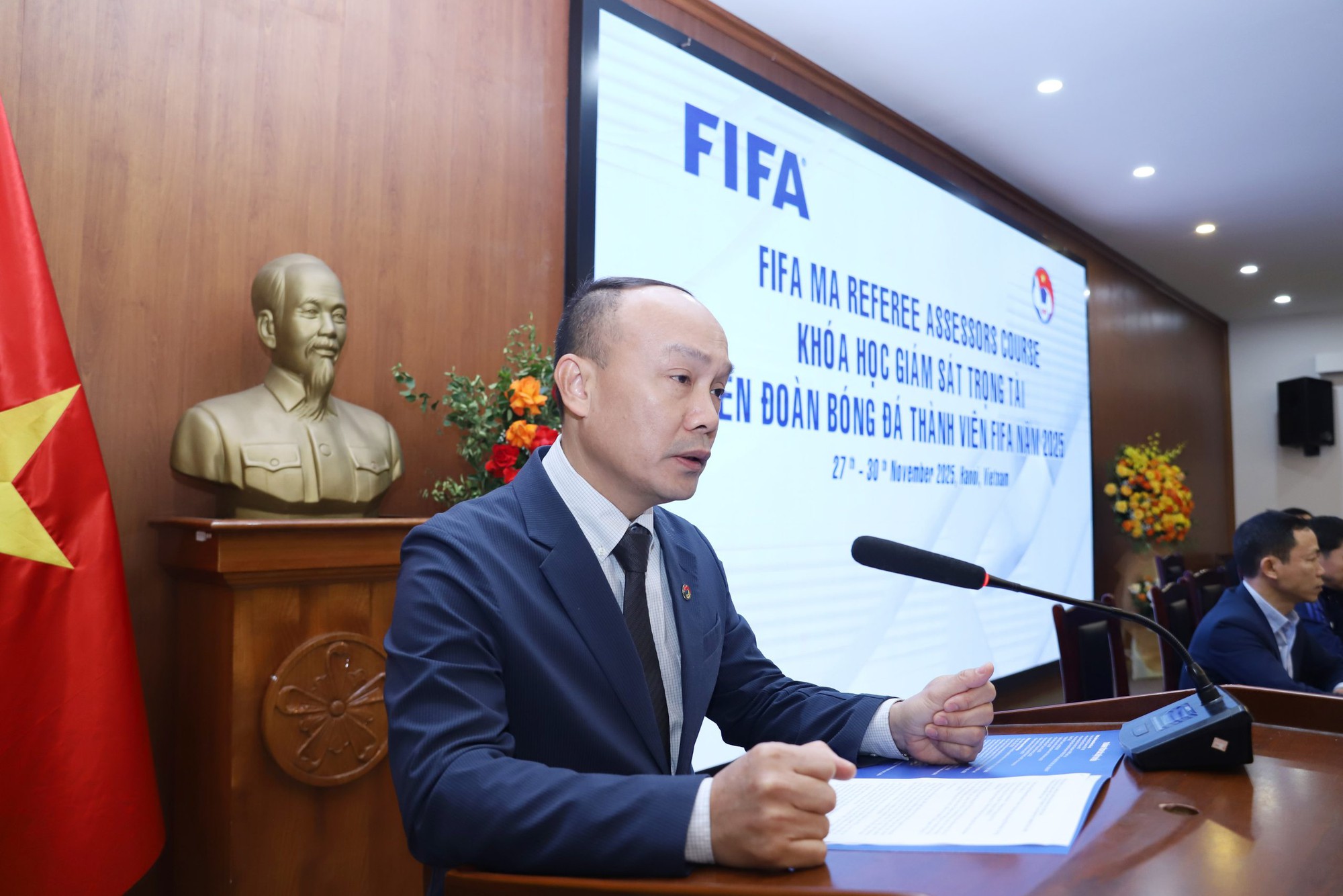Khai mạc Khóa học Giám sát trọng tài Liên đoàn bóng đá thành viên FIFA 2025- Ảnh 3. Khai mạc Khóa học Giám sát trọng tài Liên đoàn bóng đá thành viên FIFA 2025- Ảnh 3.