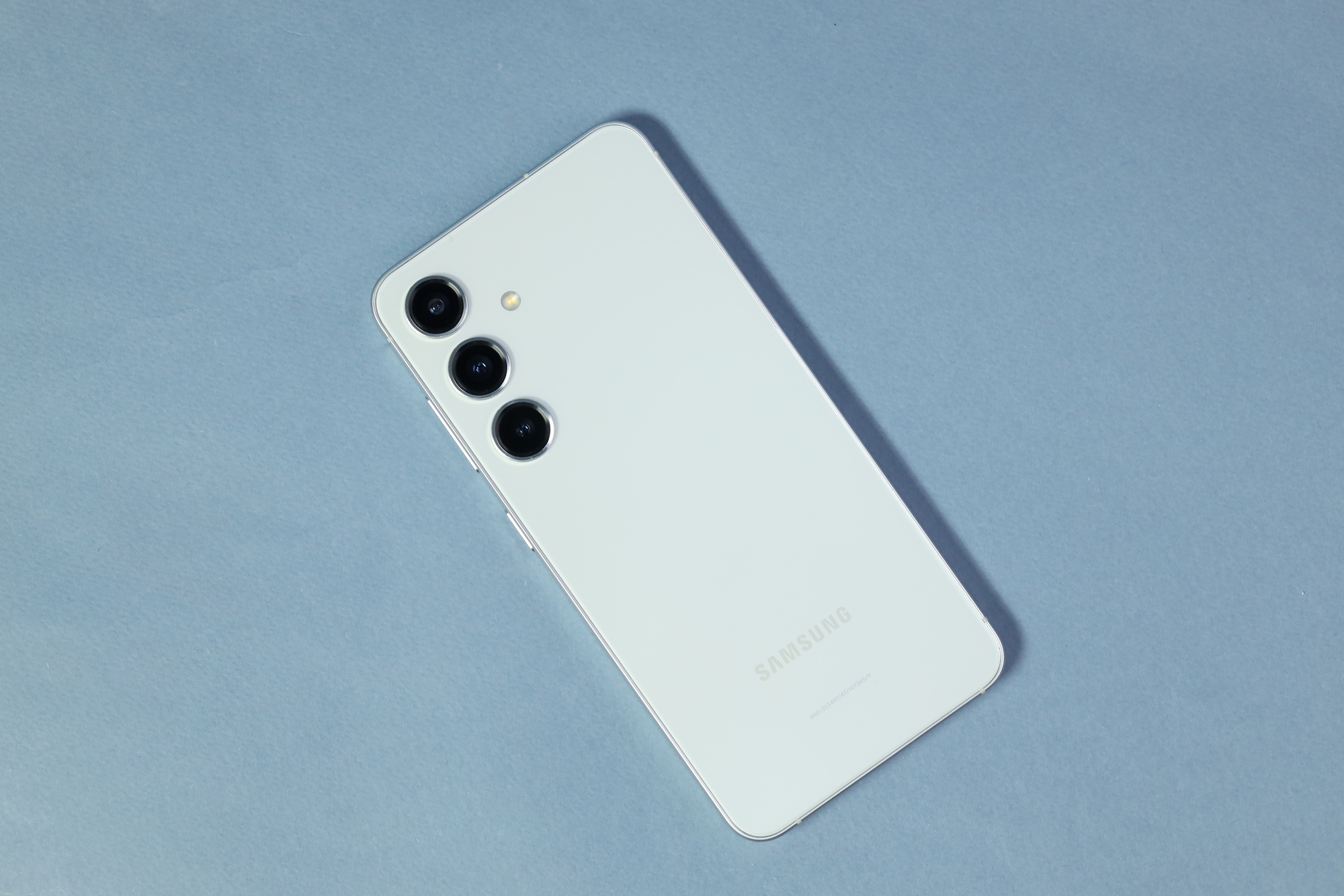 iPhone sốc giá Black Friday: iPhone 15 Pro Max rẻ không ngờ, iPhone 12 Pro chỉ còn 8,99 triệu!- Ảnh 3.