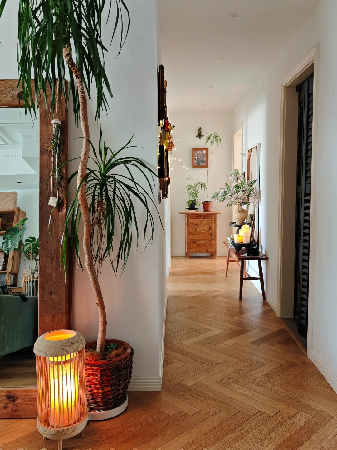 7 dấu hiệu căn nh&agrave; &ldquo;kh&ocirc;ng n&acirc;ng đỡ&rdquo; gia chủ: C&acirc;y cũng h&eacute;o, người cũng mệt, tiền cũng kh&oacute; ở lại- Ảnh 3.