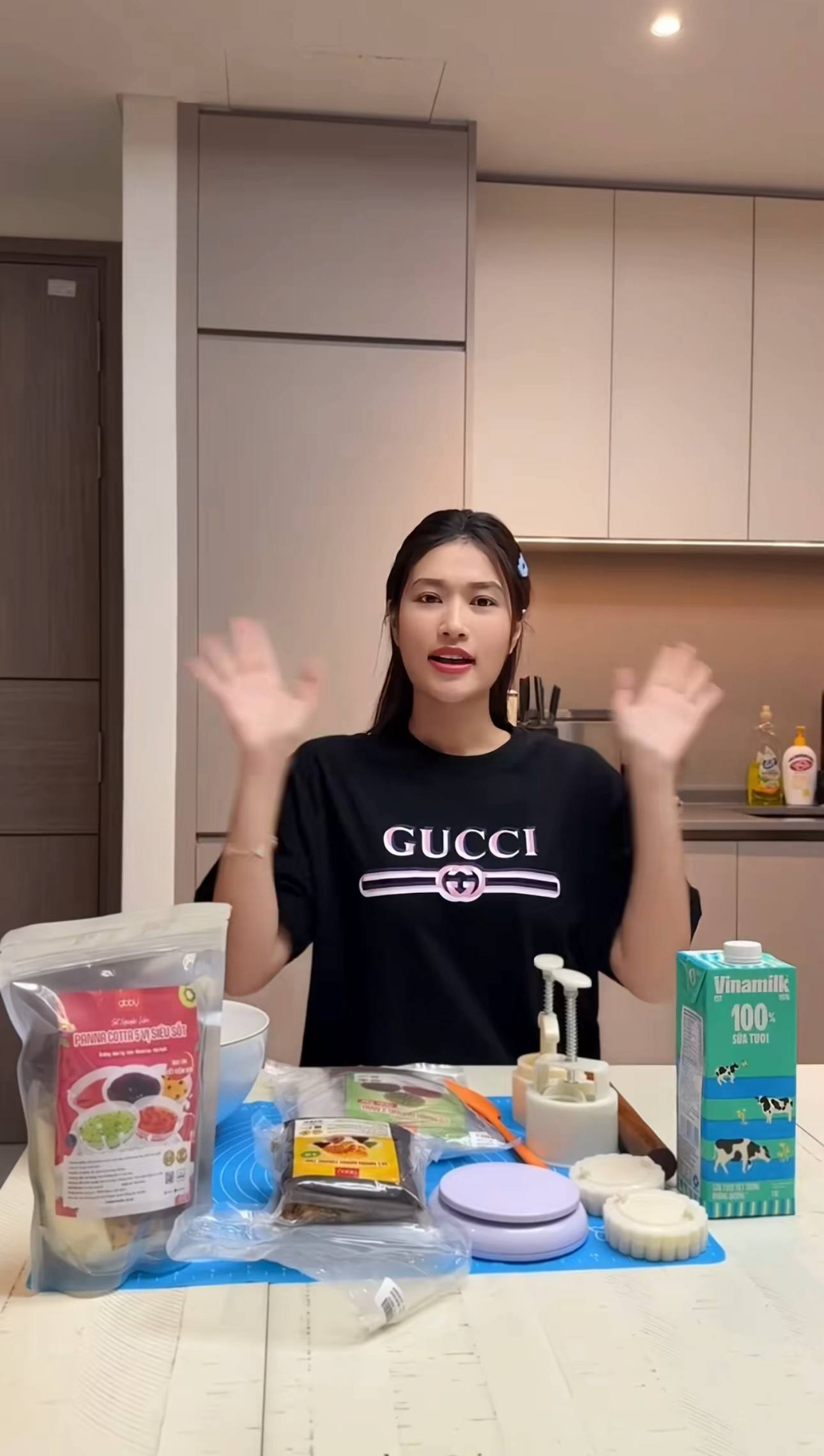 Chuyện g&igrave; đang xảy ra với Đo&agrave;n Thi&ecirc;n &Acirc;n?- Ảnh 1.