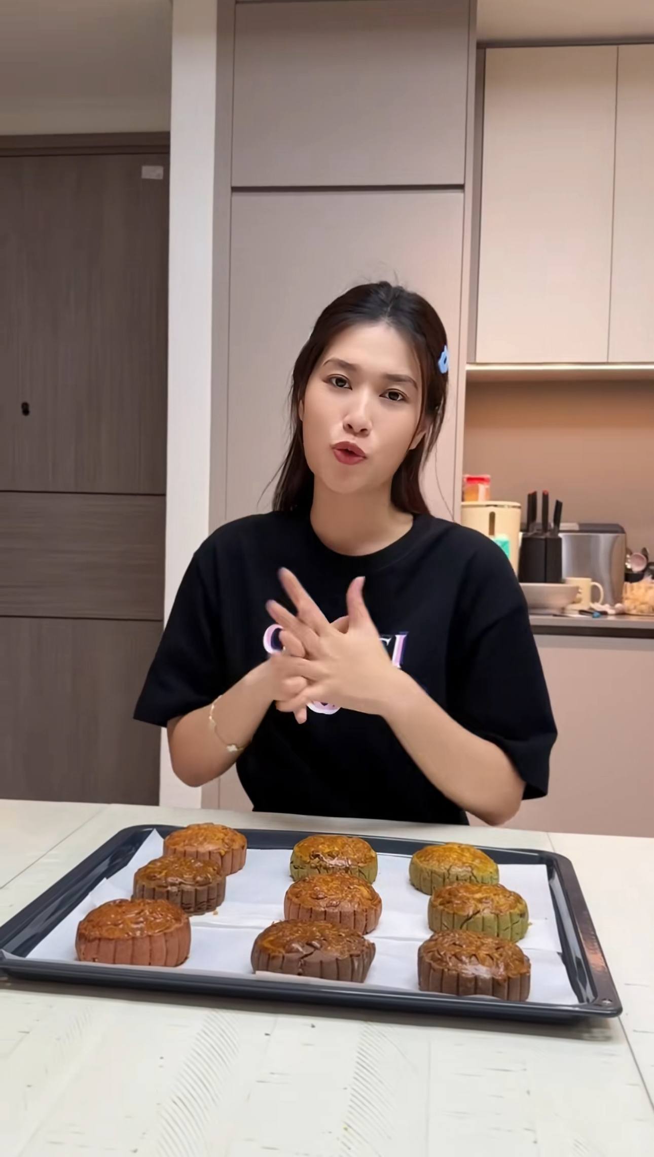 Chuyện g&igrave; đang xảy ra với Đo&agrave;n Thi&ecirc;n &Acirc;n?- Ảnh 11.