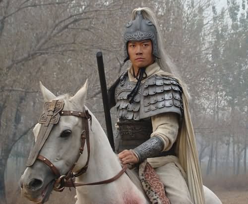 Ngũ hổ tướng trong Tam quốc chí không có tên Triệu Vân: Lưu Bị và Tào Tháo hé lộ địa vị thật sự của ông - Ảnh 1.